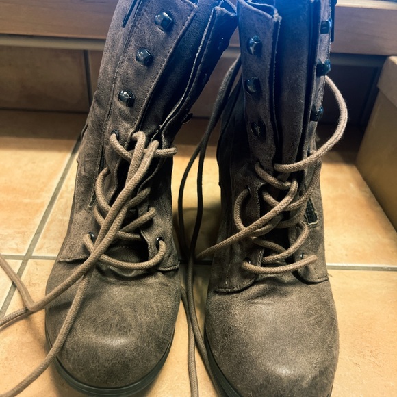 Booties - Picture 2 of 6